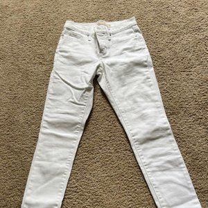Levi's Skinny White Jean - NEW NEVER WORN WITHOUT TAGS